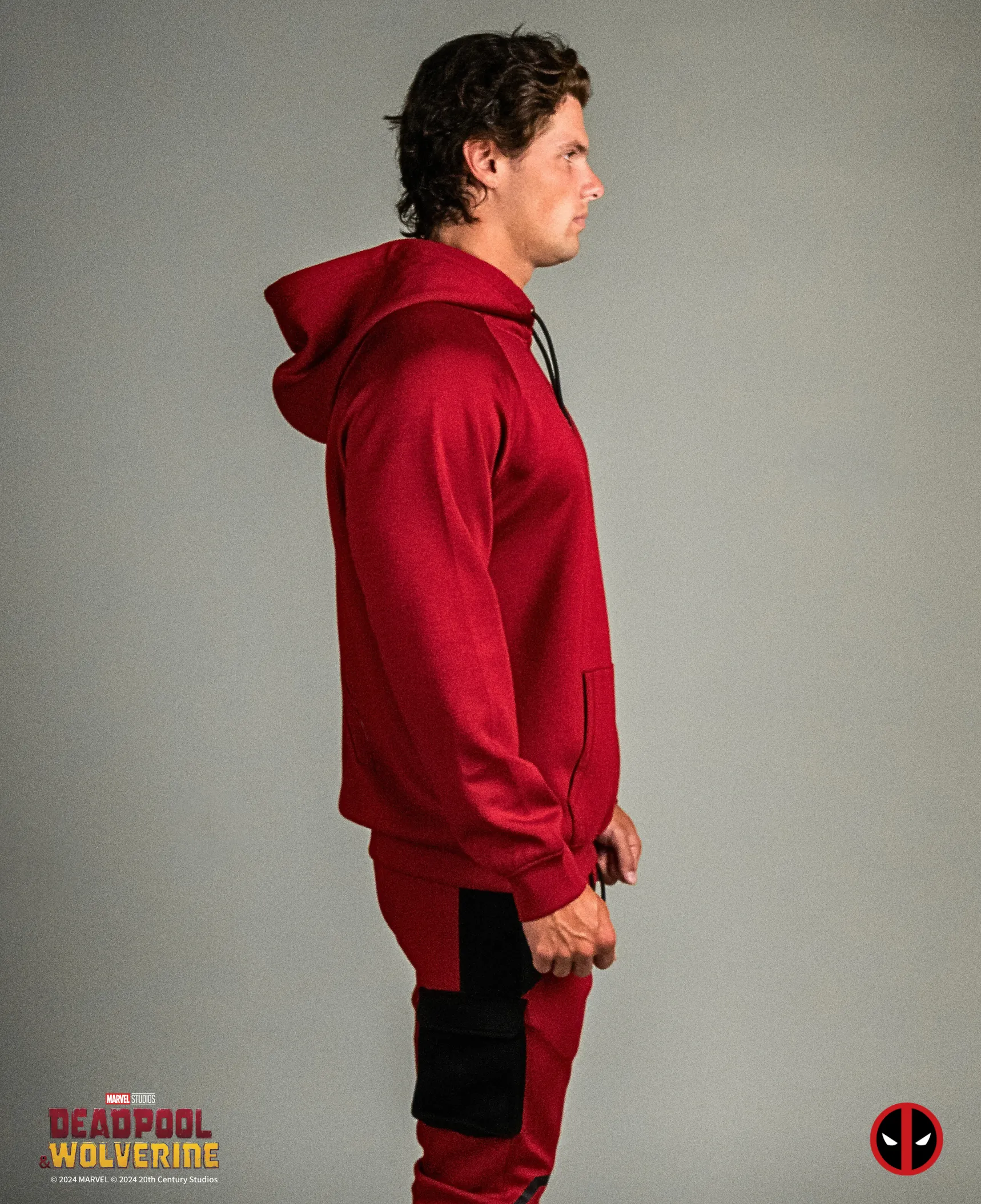 DEADPOOL Maximum Effort Pullover - Red