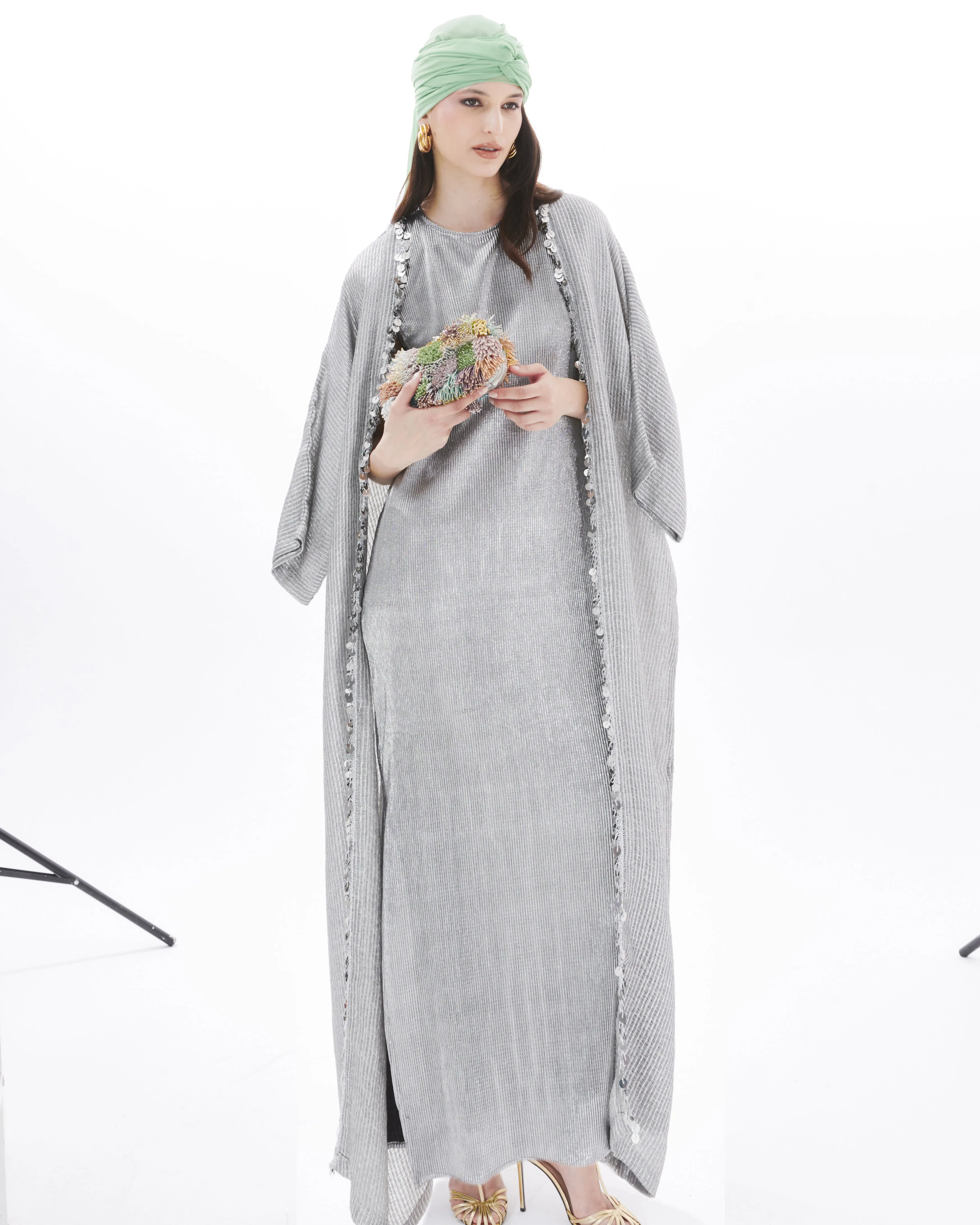 GLOW SILVER ABAYA