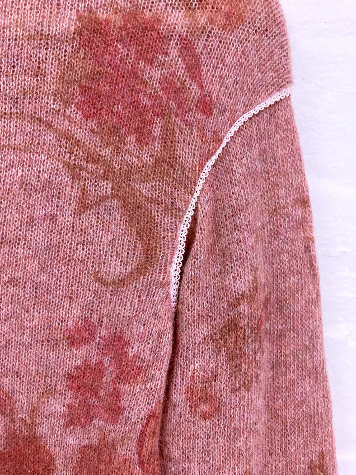 Jean Colonna pink floral print wool long sleeve top with white lace armhole - M