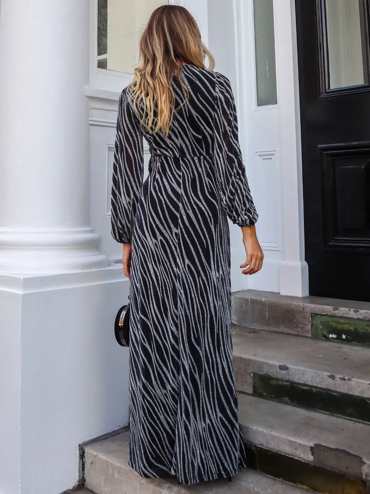 Tami Cut Out Maxi Dress / Metallic Zebra